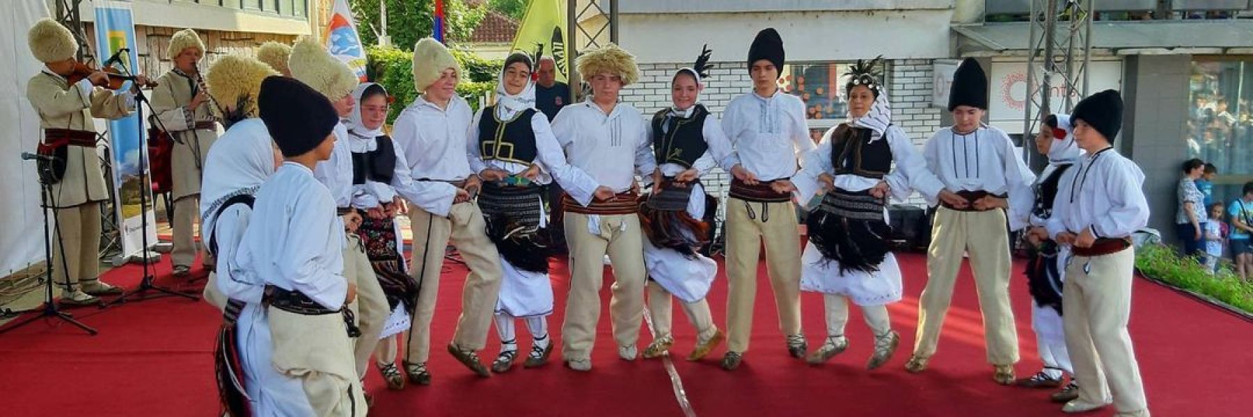 crnorecje u pesmi i igri, boljevac