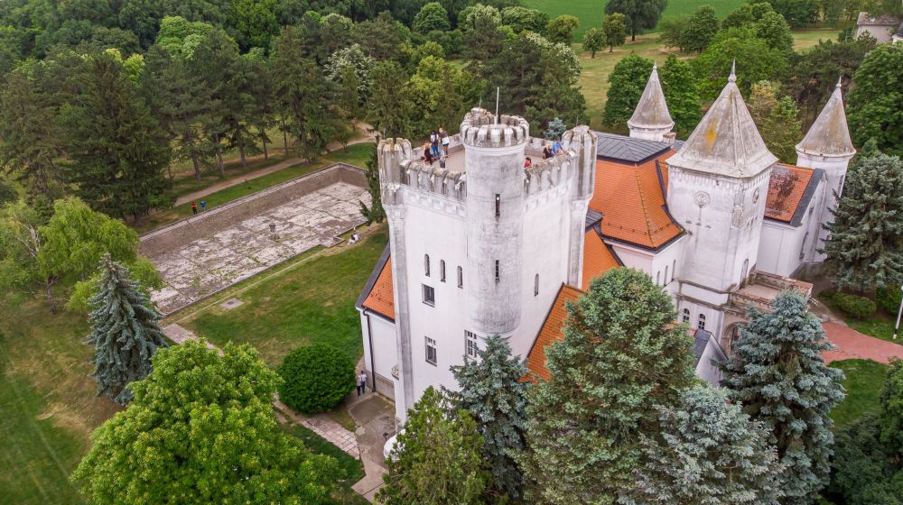 dvorac dundjerski, becej