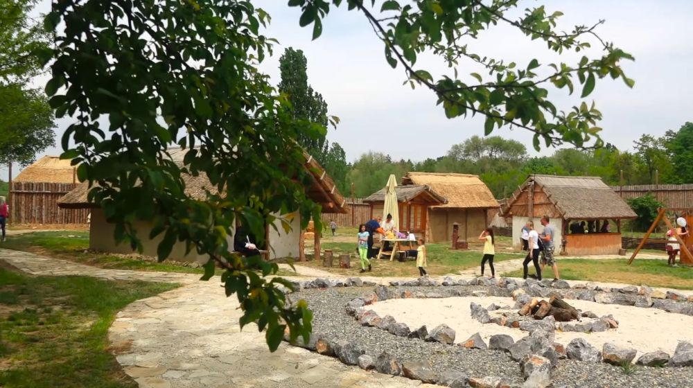 keltsko selo, indjija