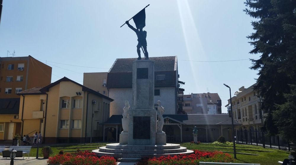 spomenik, crkva, masarikova, sabac