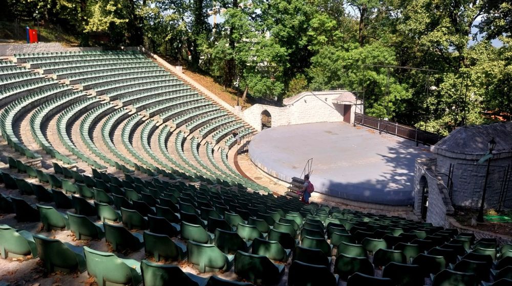 amfiteatar, danilo bata stojkovic, letnja pozornica, vrnjacka banja