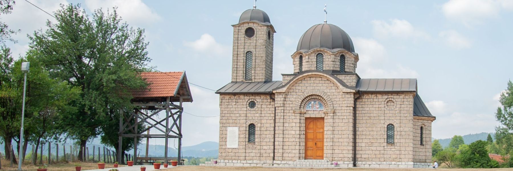 manastir knezina, sokolac