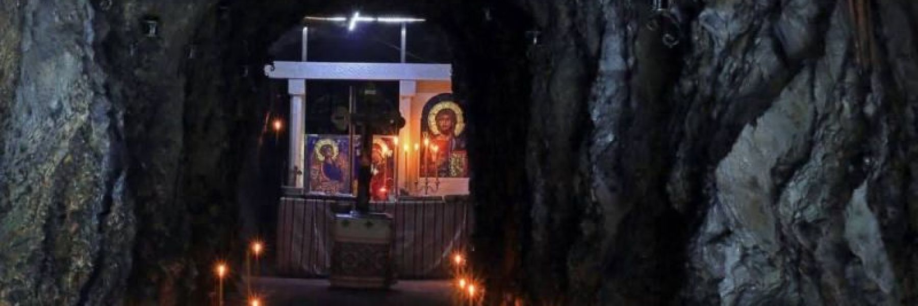 crkva casnog krsta, mali zvornik